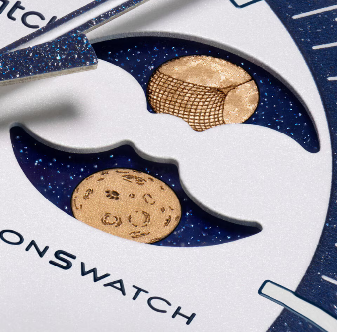 Swatch x Omega Bioceramic Moonswatch Mission To Earthphase Moonshine Gold Snoopy